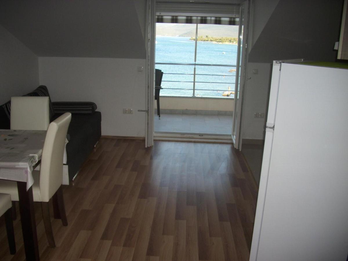 Apartments Kala Janjina Eksteriør billede