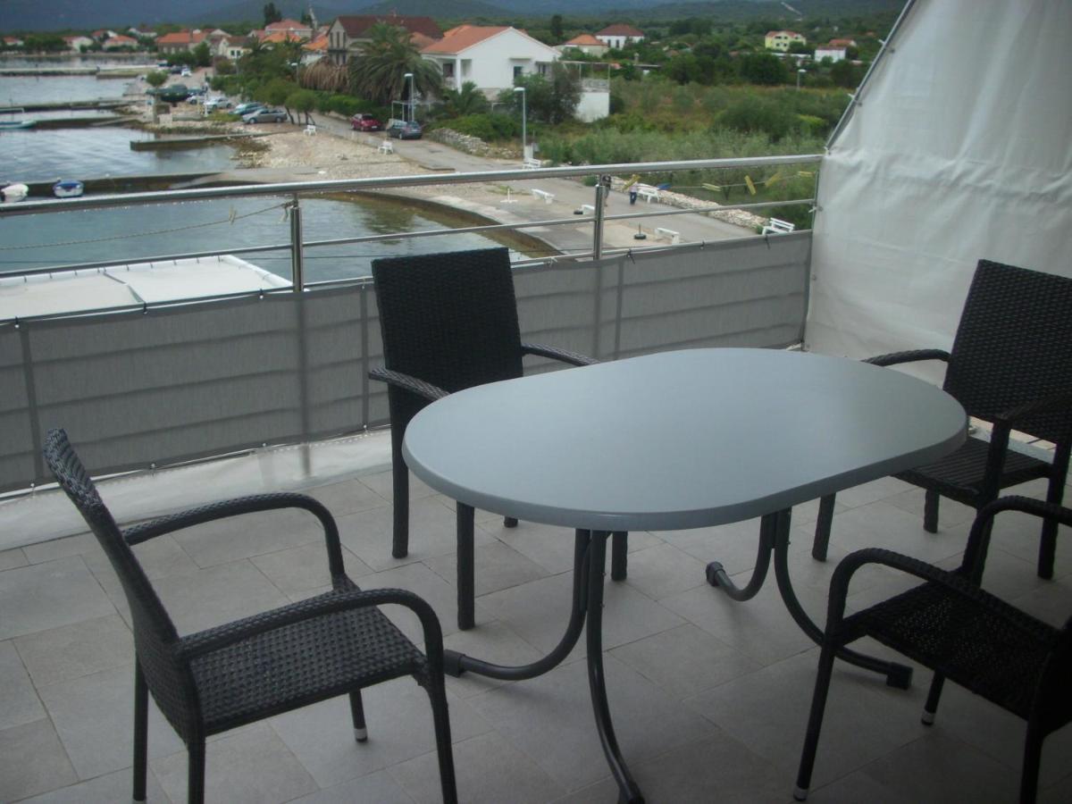 Apartments Kala Janjina Eksteriør billede